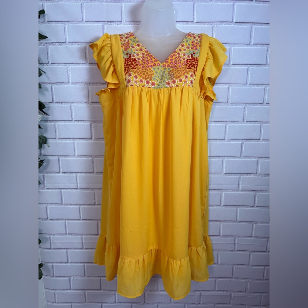 Savanna Jane Yellow Embroidered Boho Tunic top Size M Flowy Ruffle Sleeve - Picture 3 of 11